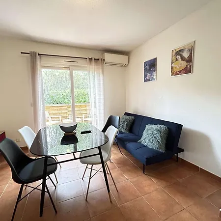 Maxime : 2p Avec Piscine, Clim, Terrasse Et Parking - 4 Couchages ! - Fr-1-226-551 Sainte-Maxime