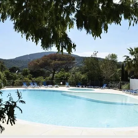 Maxime : 2p Avec Piscine, Clim, Terrasse Et Parking - 4 Couchages ! - Fr-1-226-551 * Sainte-Maxime